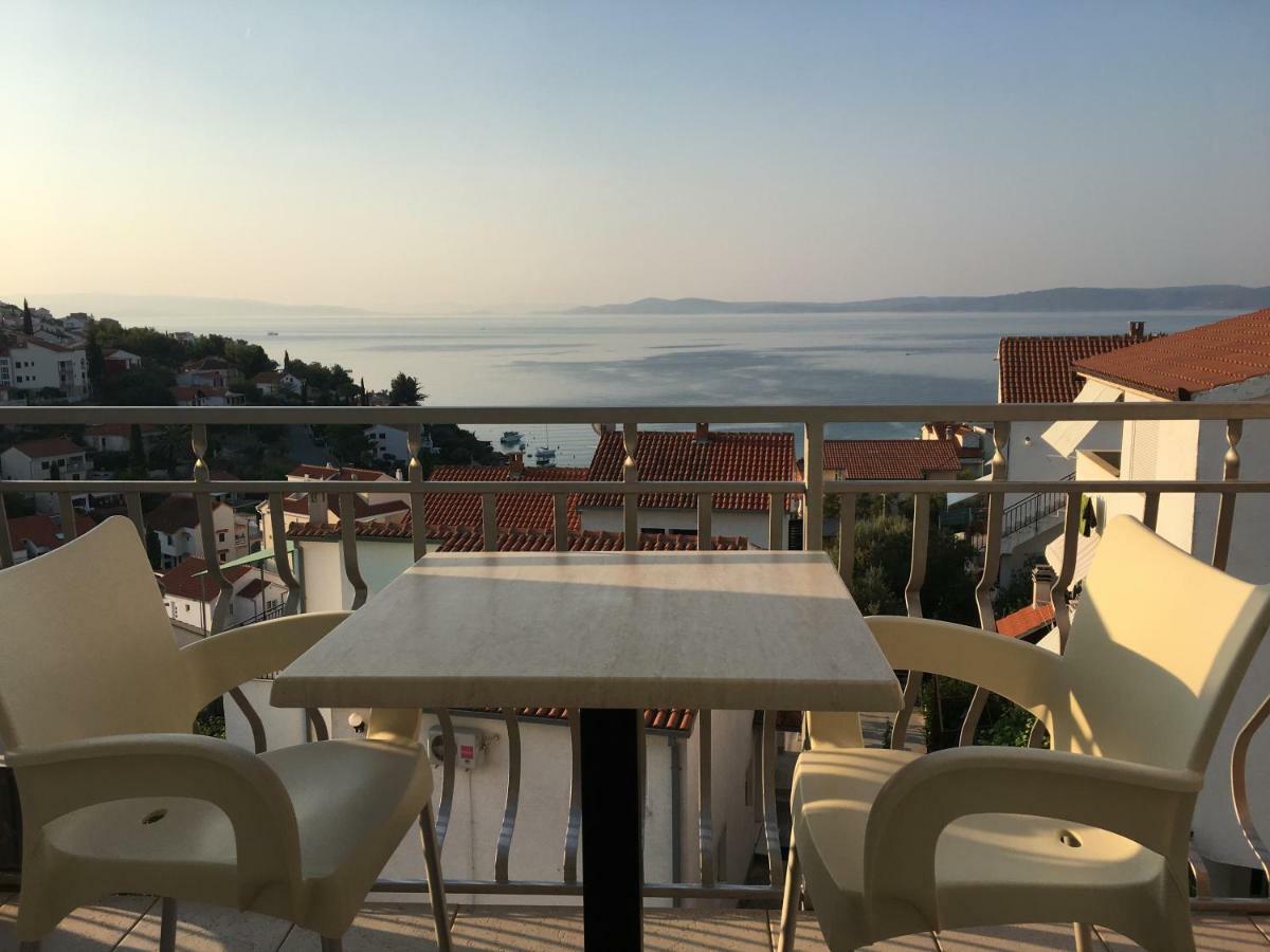 Apartments Horizont Trogir Eksteriør billede